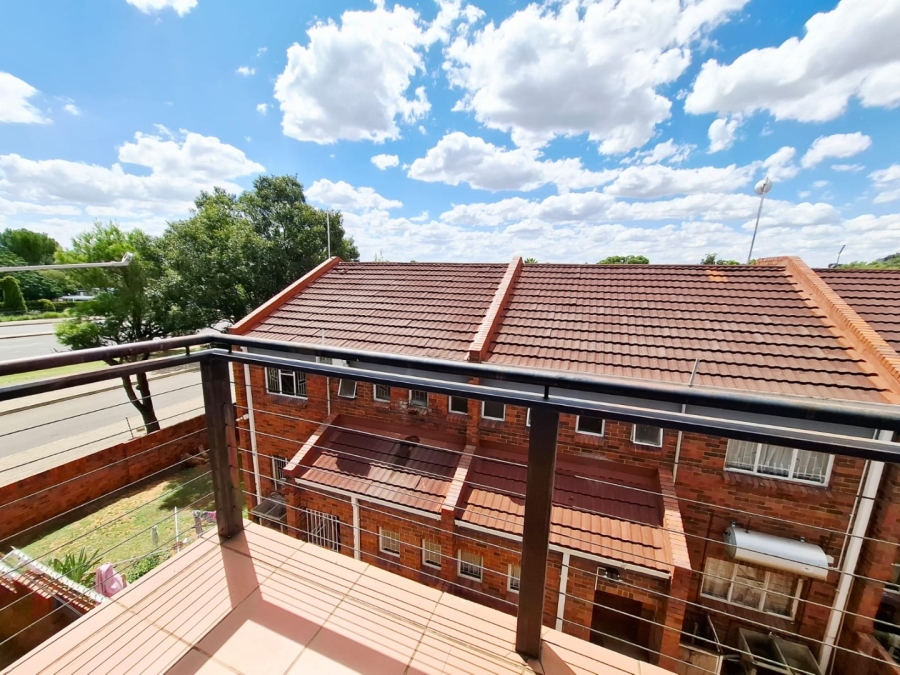 3 Bedroom Property for Sale in Willows Free State